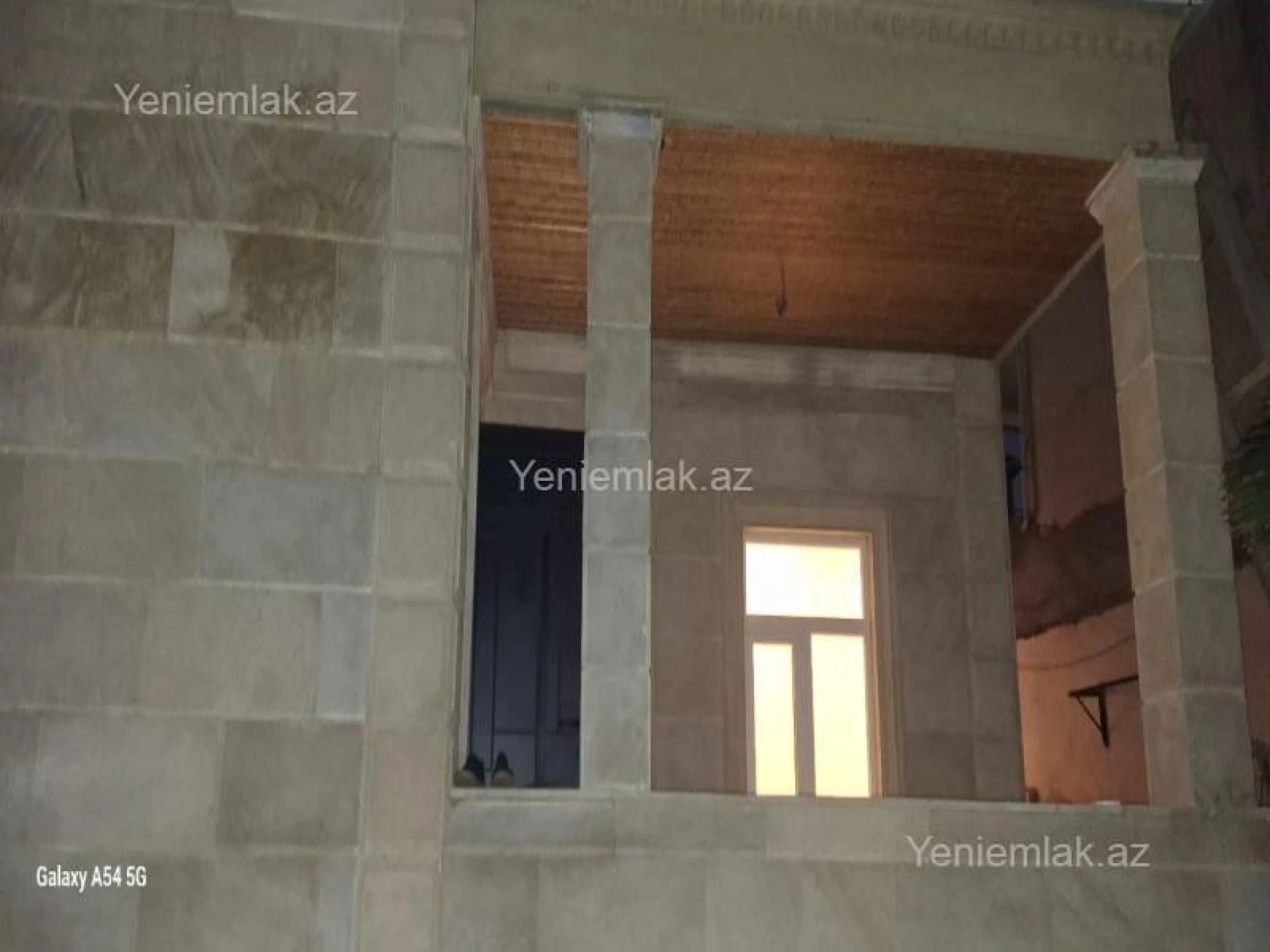 Satılır 4 otaqlı həyət evi 100 m²