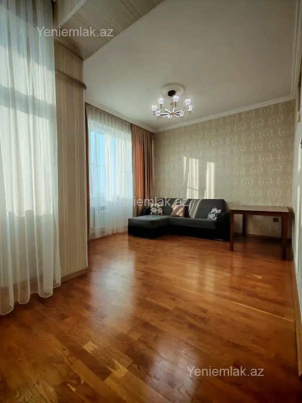 Satılır 2 otaqlı yeni tikili 50 m²
