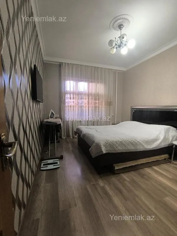 Satılır 3 otaqlı köhnə tikili 85 m²