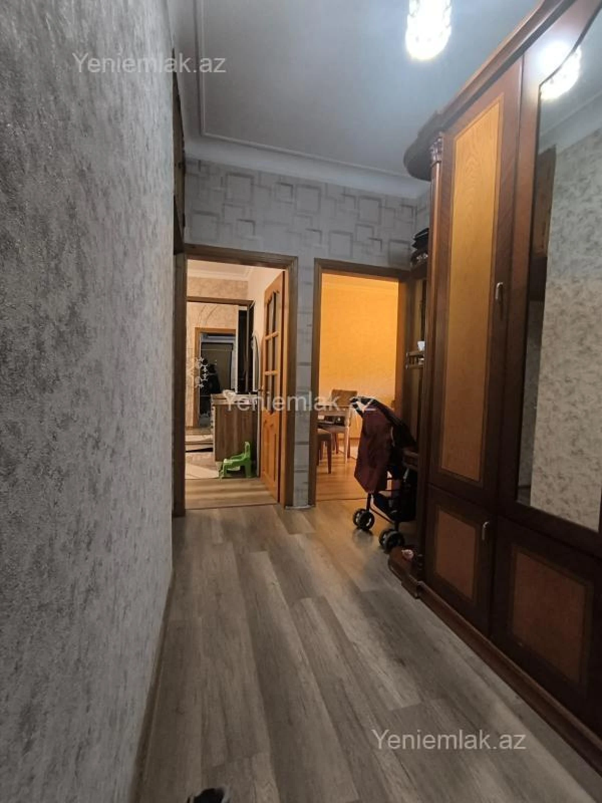 Satılır 3 otaqlı köhnə tikili 85 m²