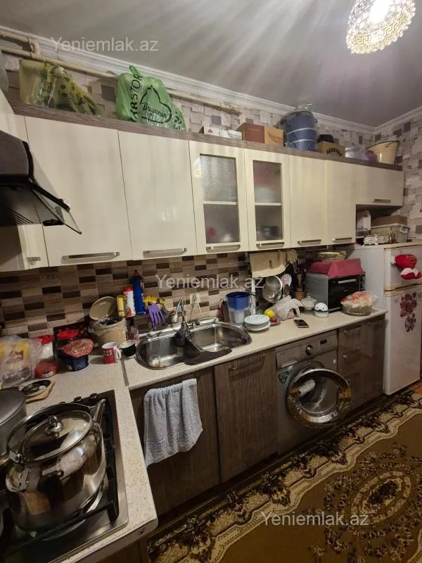 Satılır 3 otaqlı köhnə tikili 72 m²