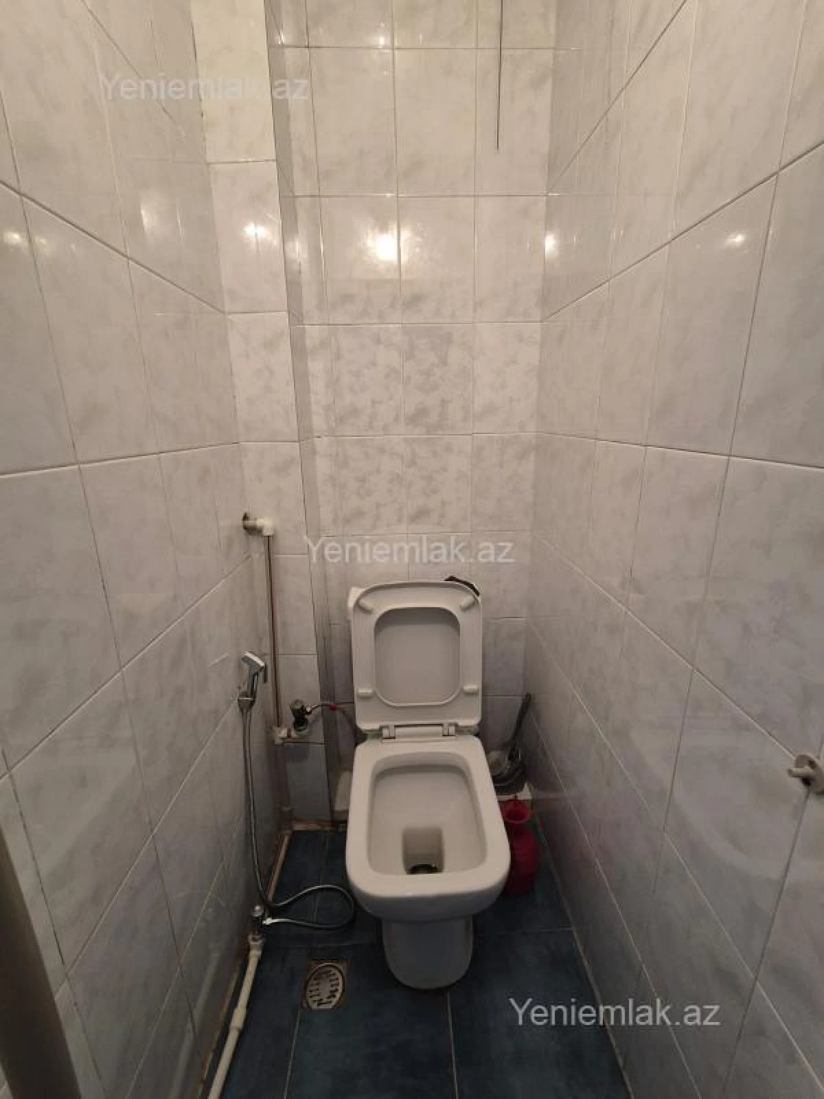 Satılır 3 otaqlı köhnə tikili 72 m²