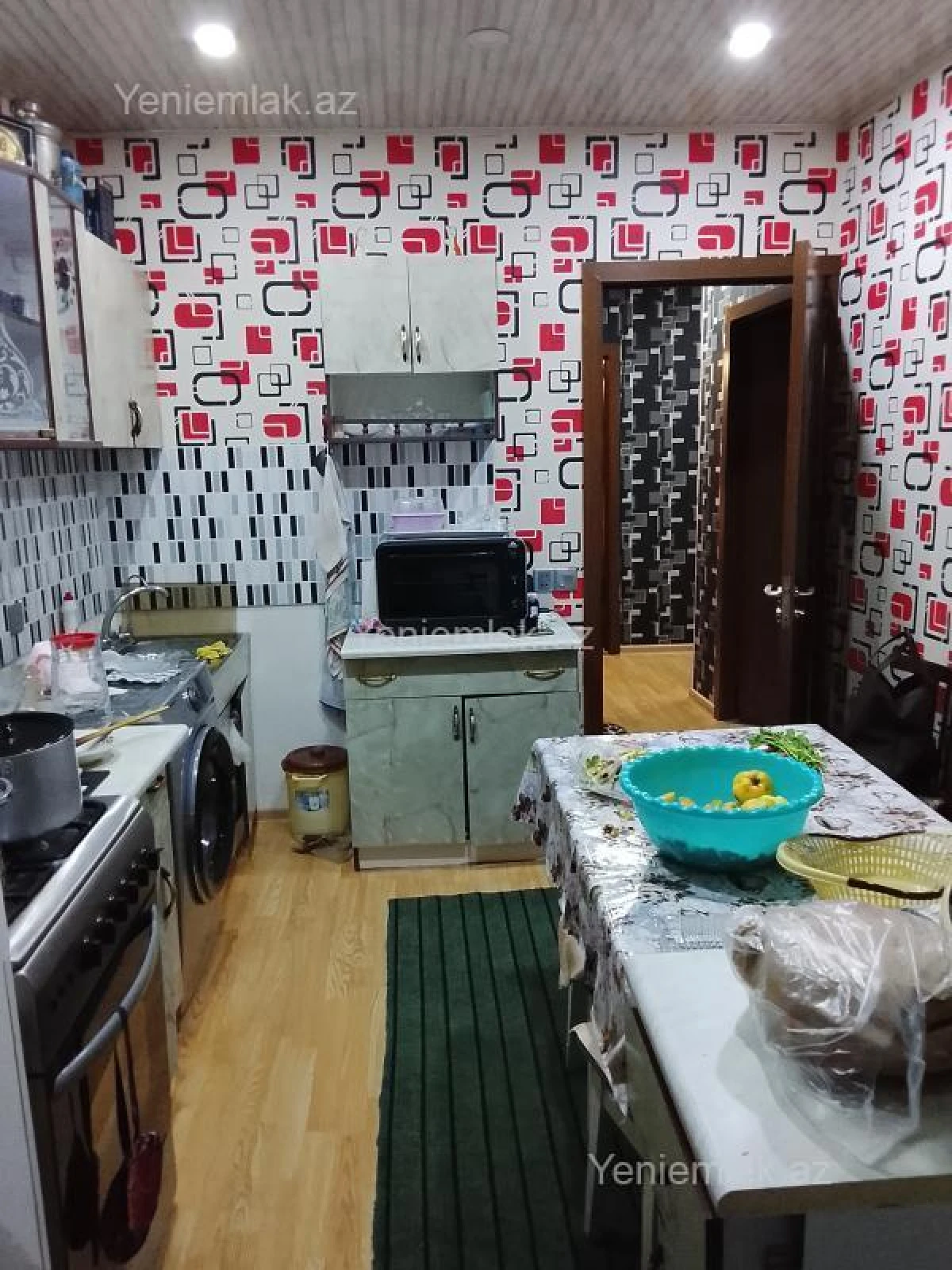 Satılır 3 otaqlı köhnə tikili 75 m²