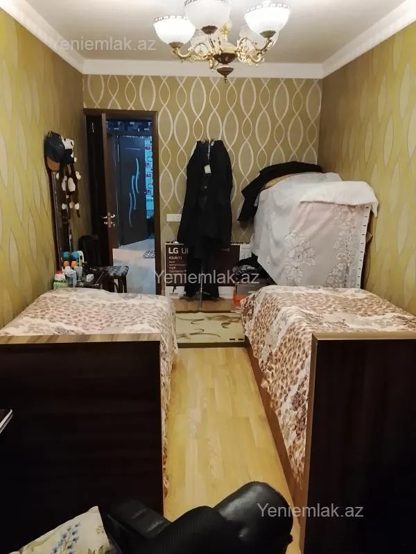 Satılır 3 otaqlı köhnə tikili 75 m²