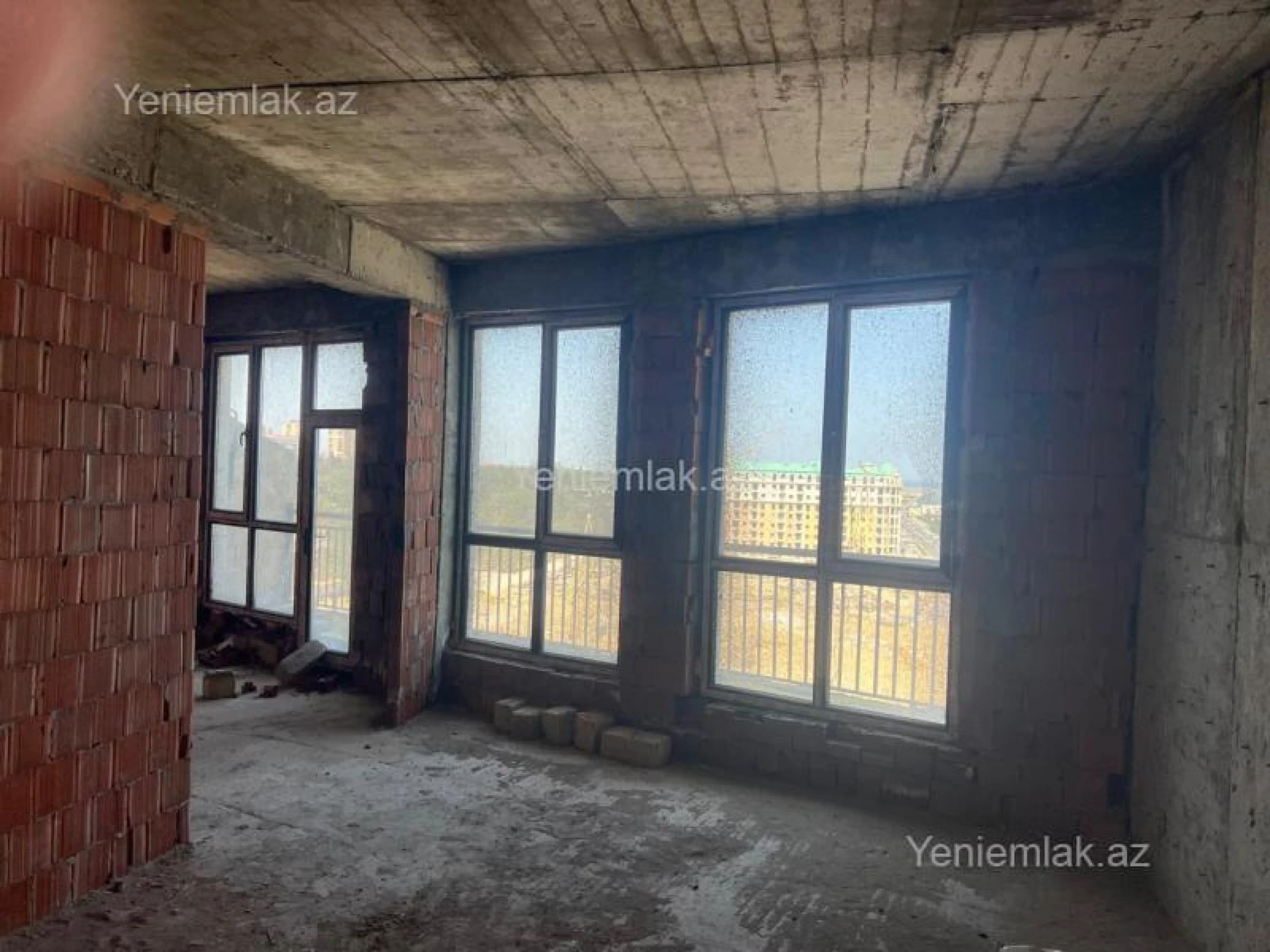 Satılır 2 otaqlı yeni tikili 94 m²