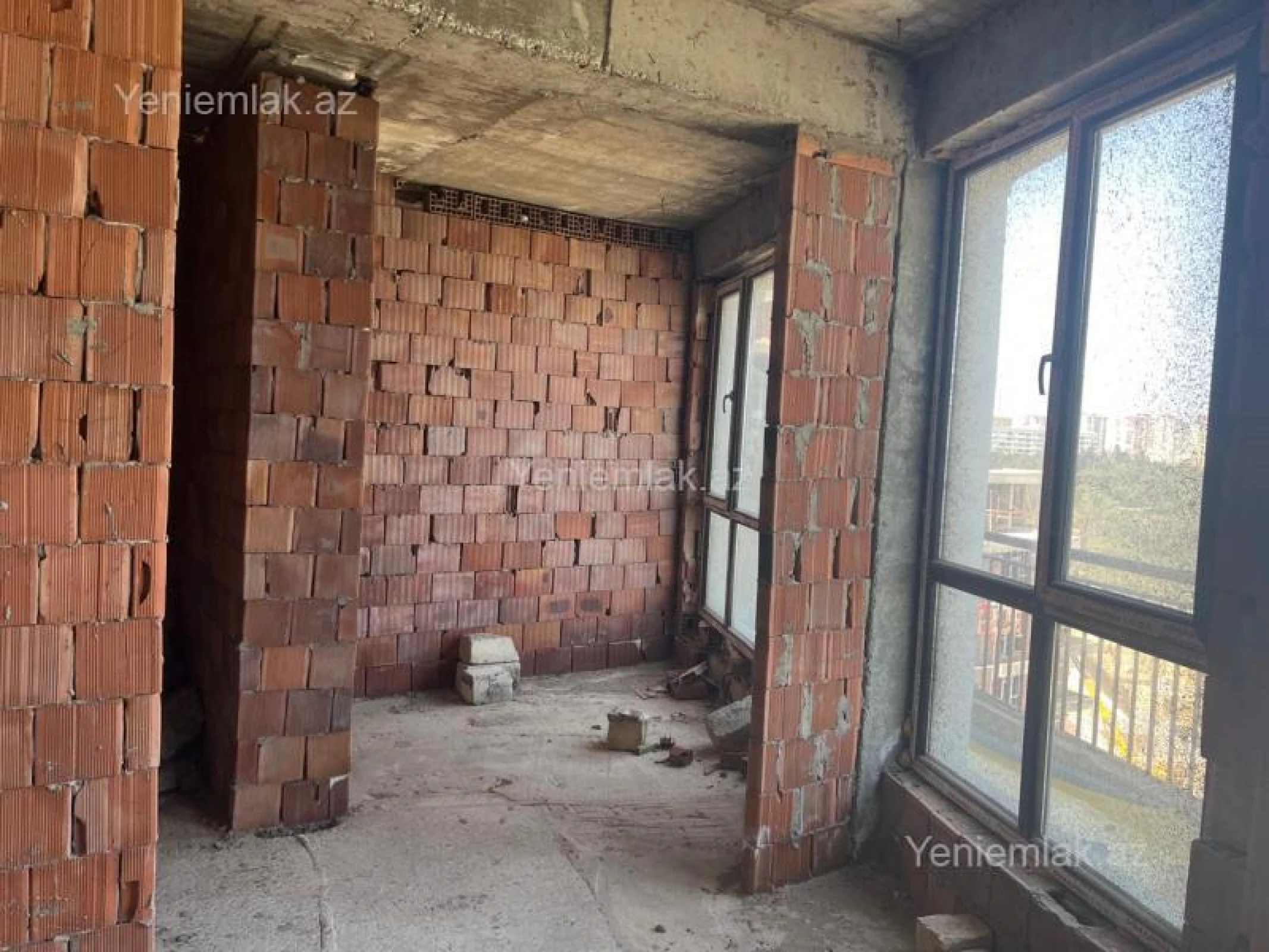 Satılır 2 otaqlı yeni tikili 94 m²