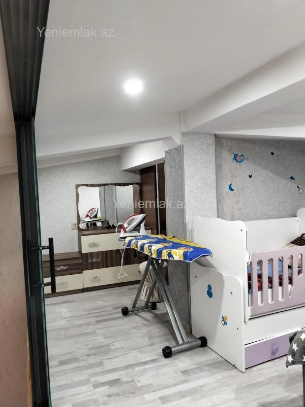 Satılır 3 otaqlı yeni tikili 70 m²