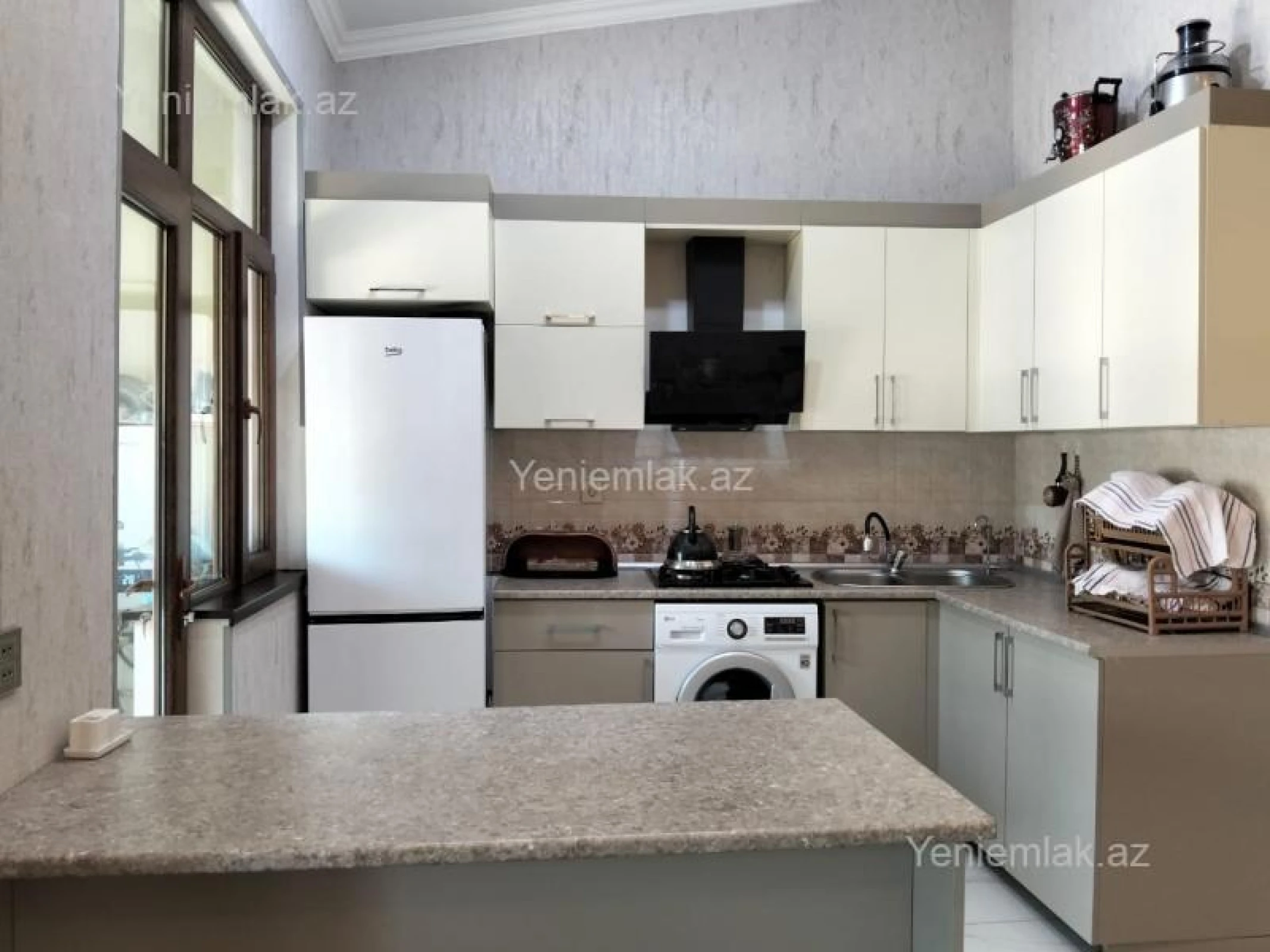 Satılır 3 otaqlı yeni tikili 70 m²