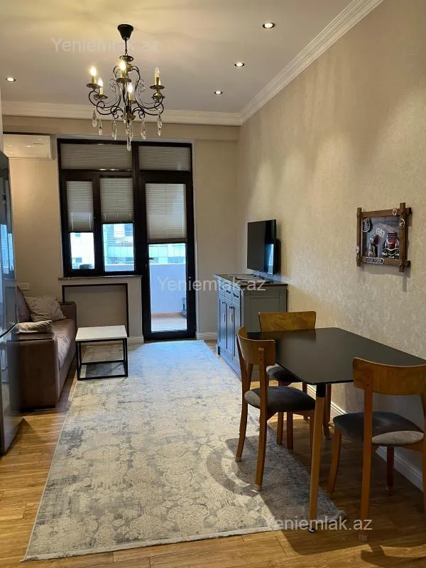 Satılır 3 otaqlı yeni tikili 112 m²