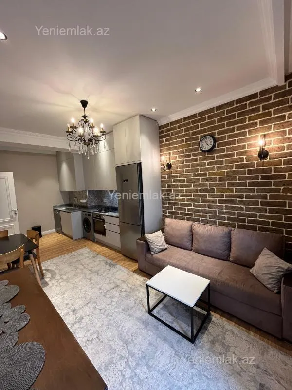 Satılır 3 otaqlı yeni tikili 112 m²
