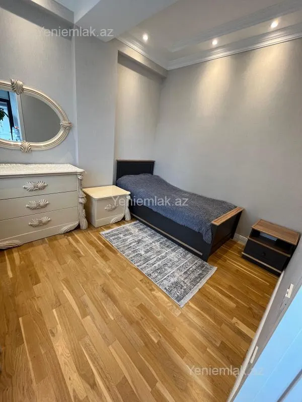 Satılır 3 otaqlı yeni tikili 112 m²