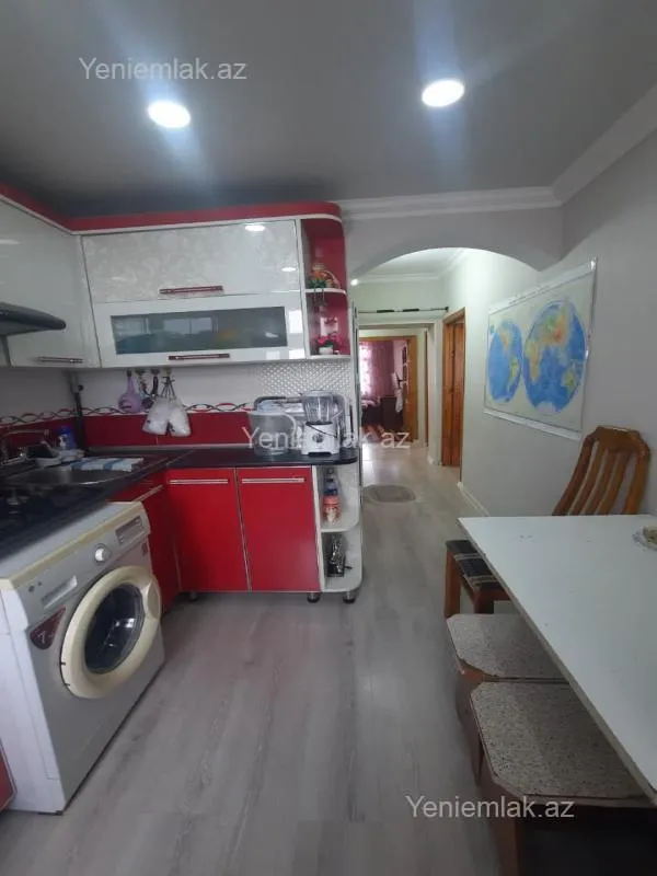 Satılır 3 otaqlı köhnə tikili 68 m²