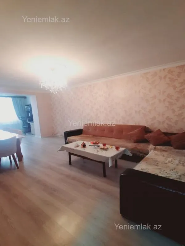 Satılır 3 otaqlı köhnə tikili 68 m²