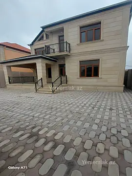 Satılır 6 otaqlı həyət evi 250 m²