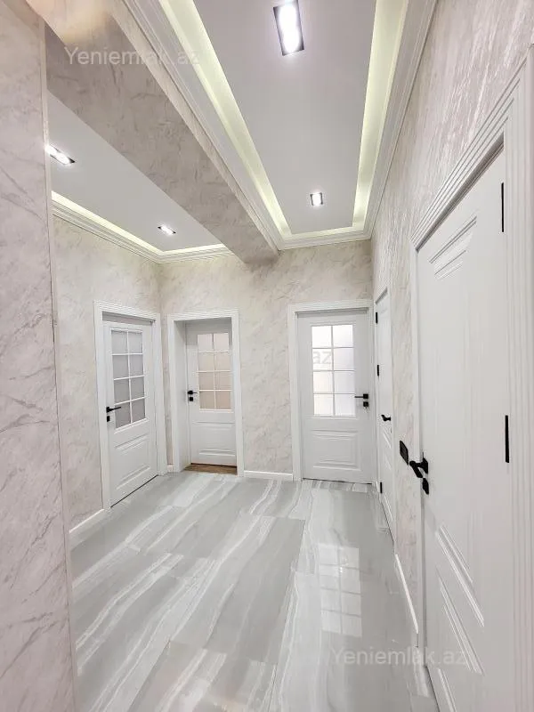 Satılır 2 otaqlı yeni tikili 75 m²