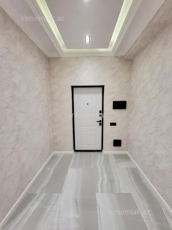 Satılır 2 otaqlı yeni tikili 75 m²