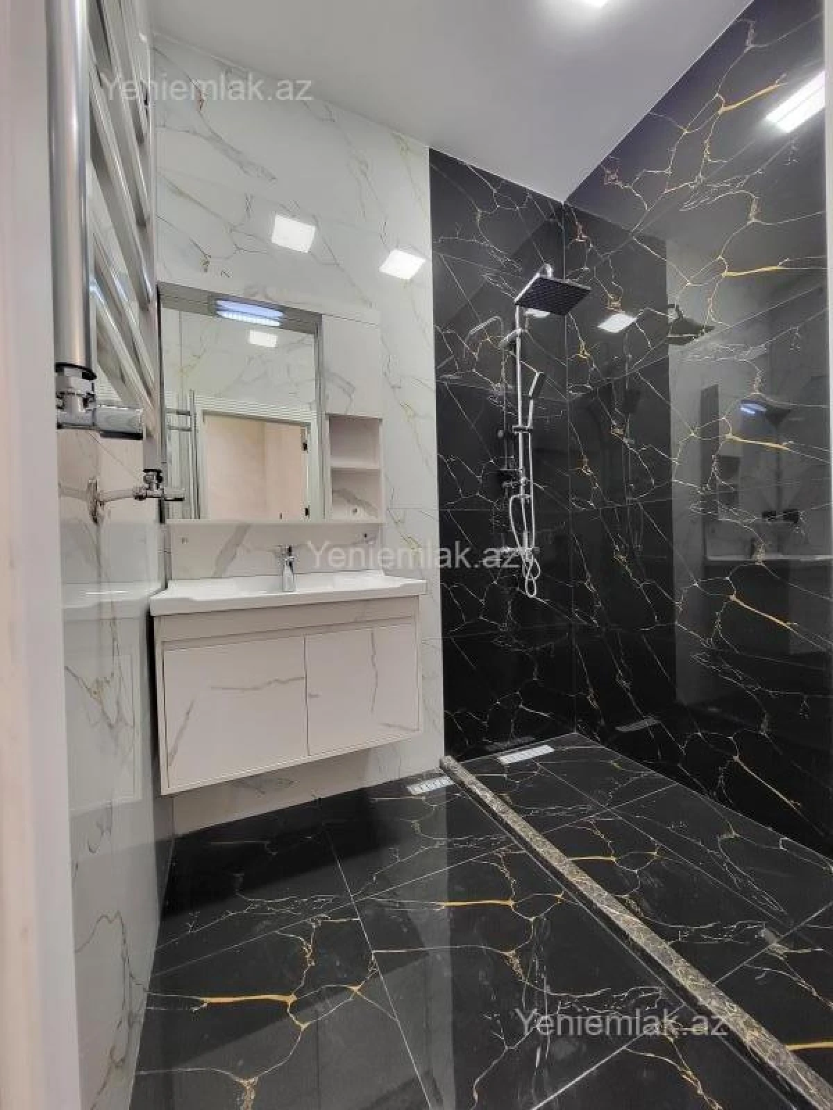 Satılır 2 otaqlı yeni tikili 75 m²