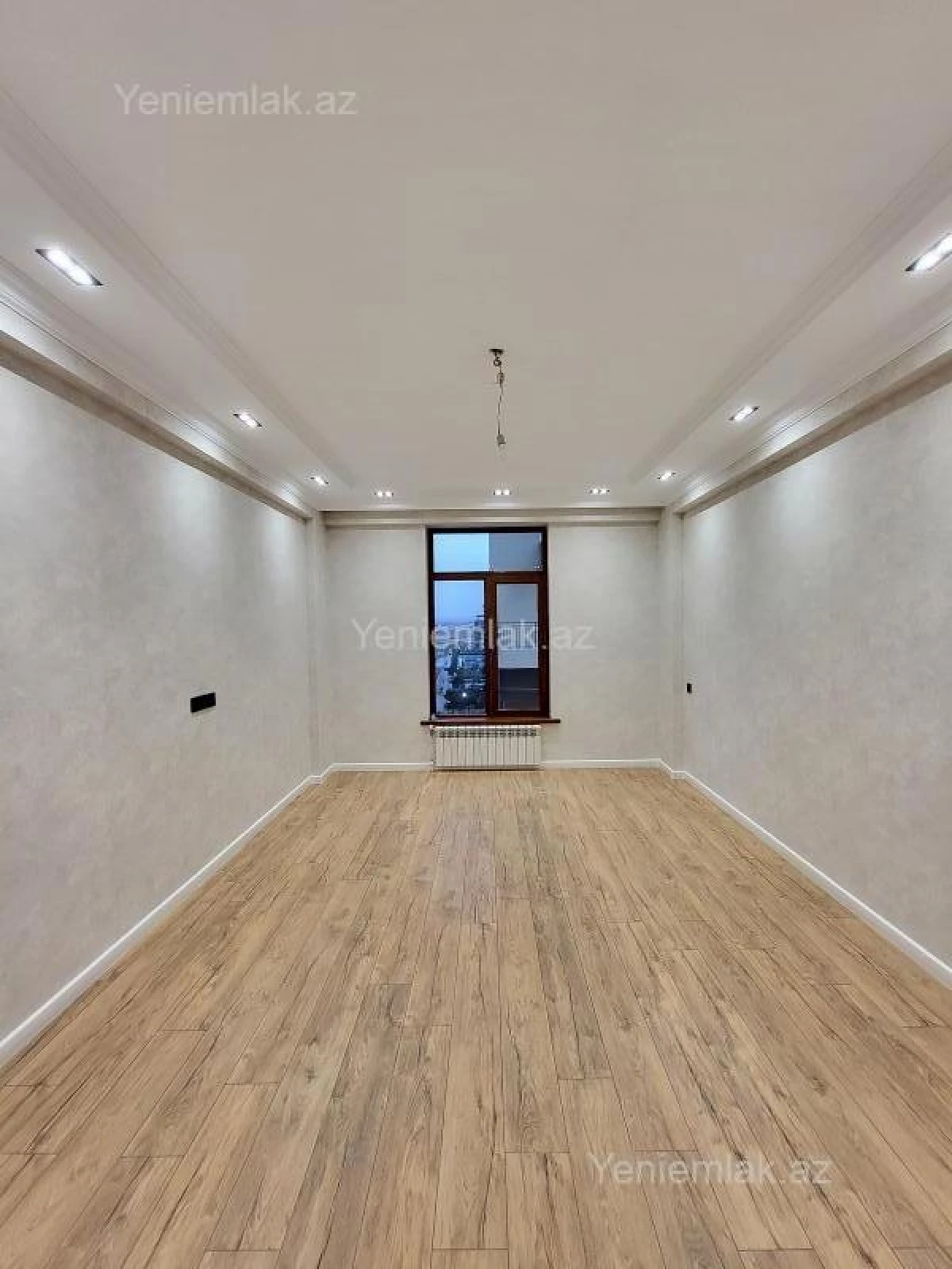 Satılır 2 otaqlı yeni tikili 75 m²