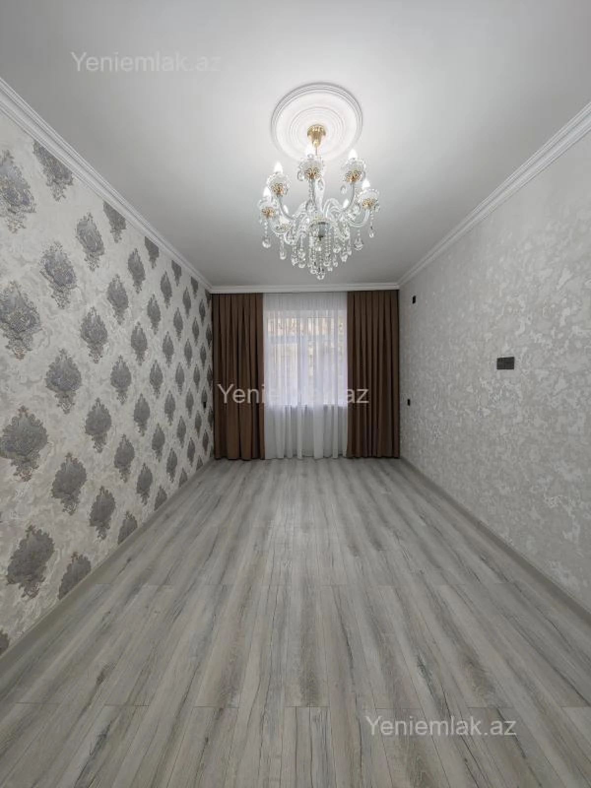 Satılır 3 otaqlı köhnə tikili 85 m²