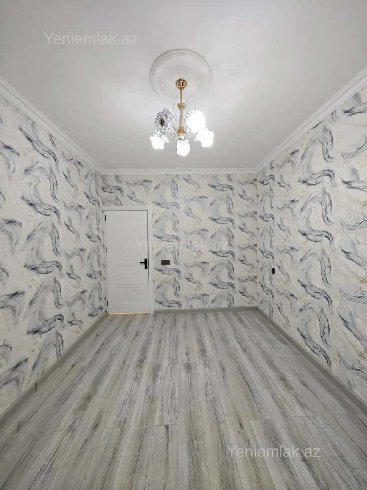 Satılır 3 otaqlı köhnə tikili 85 m²