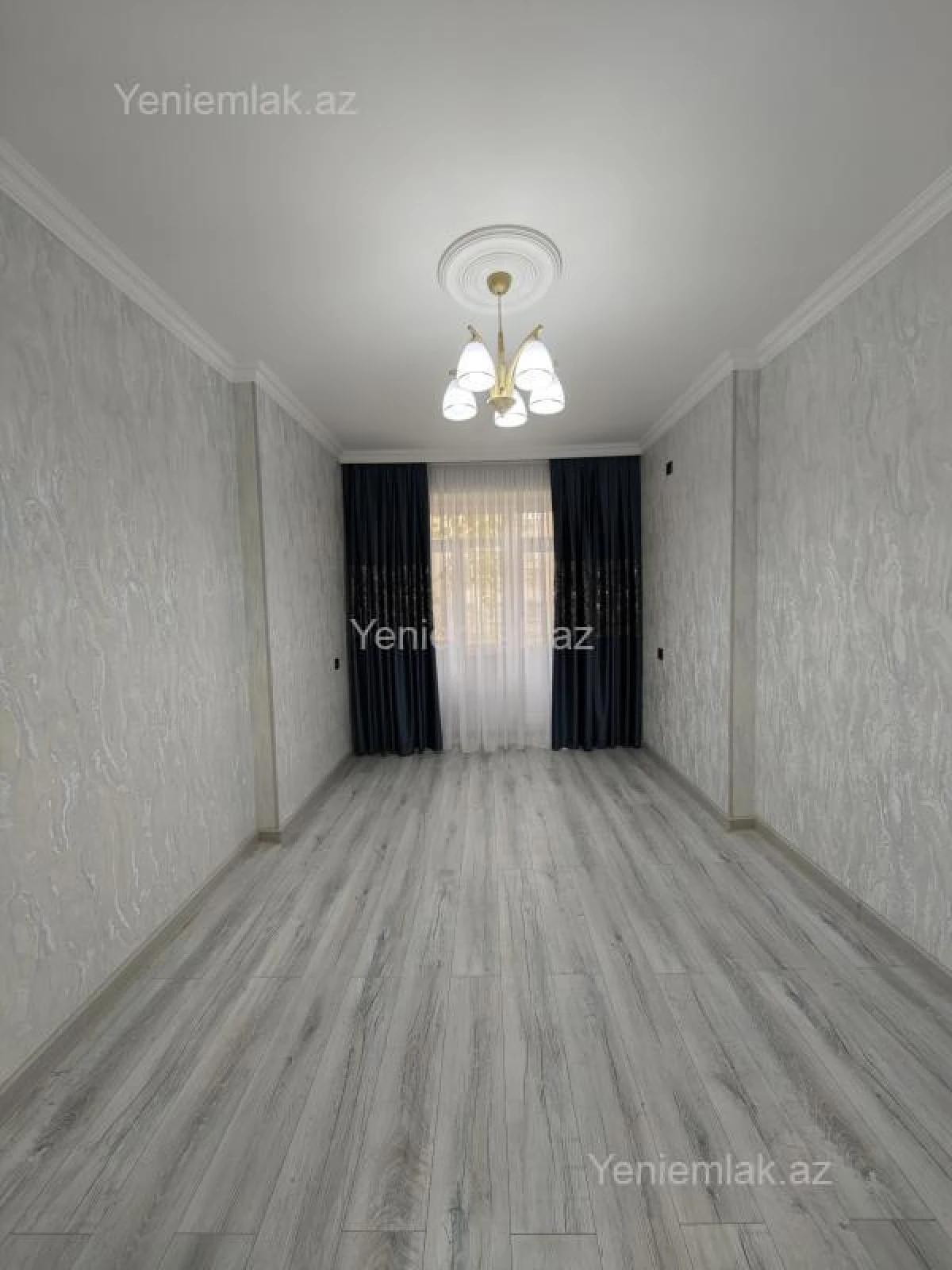 Satılır 3 otaqlı köhnə tikili 85 m²