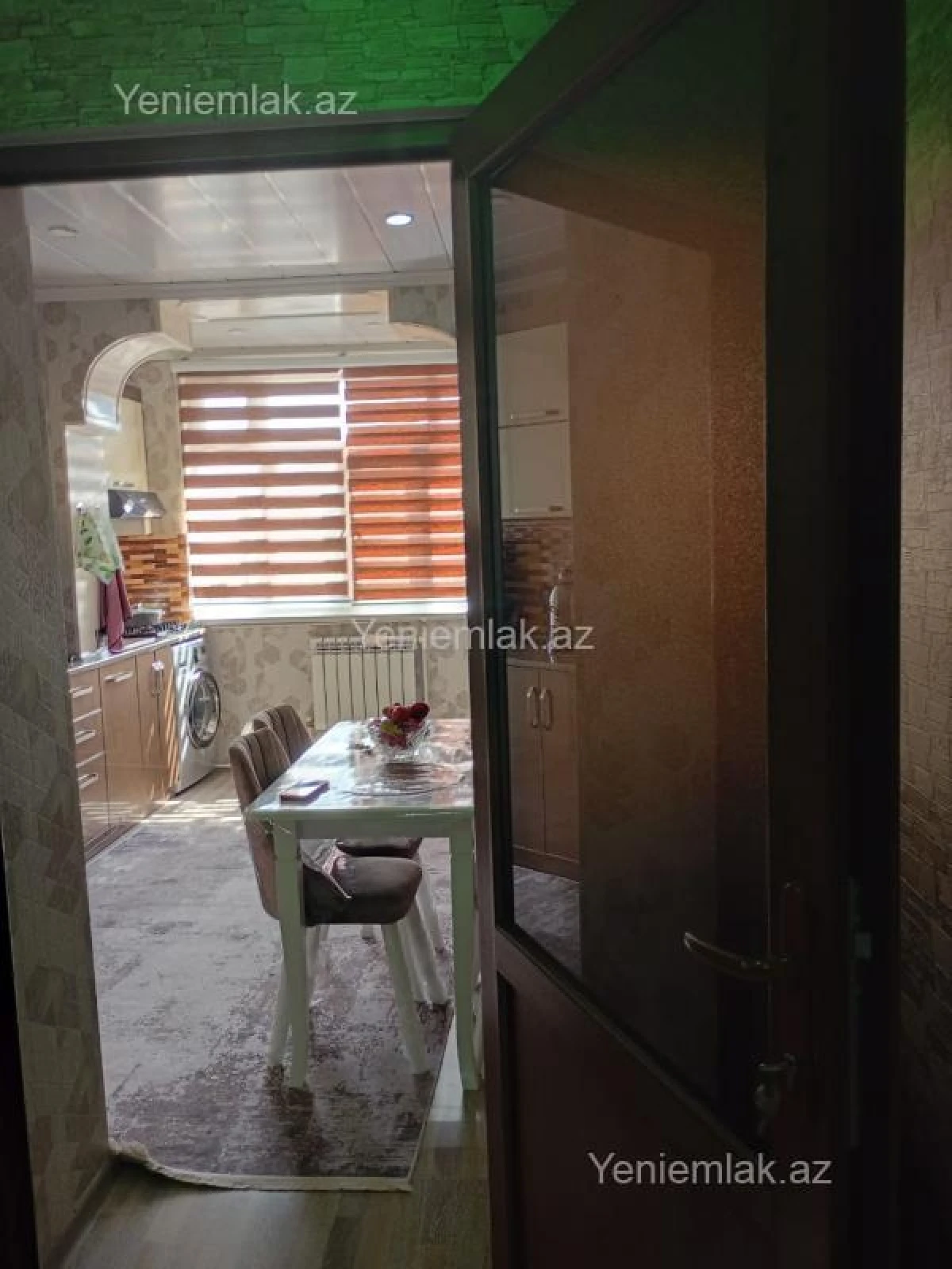 Satılır 3 otaqlı köhnə tikili 75 m²