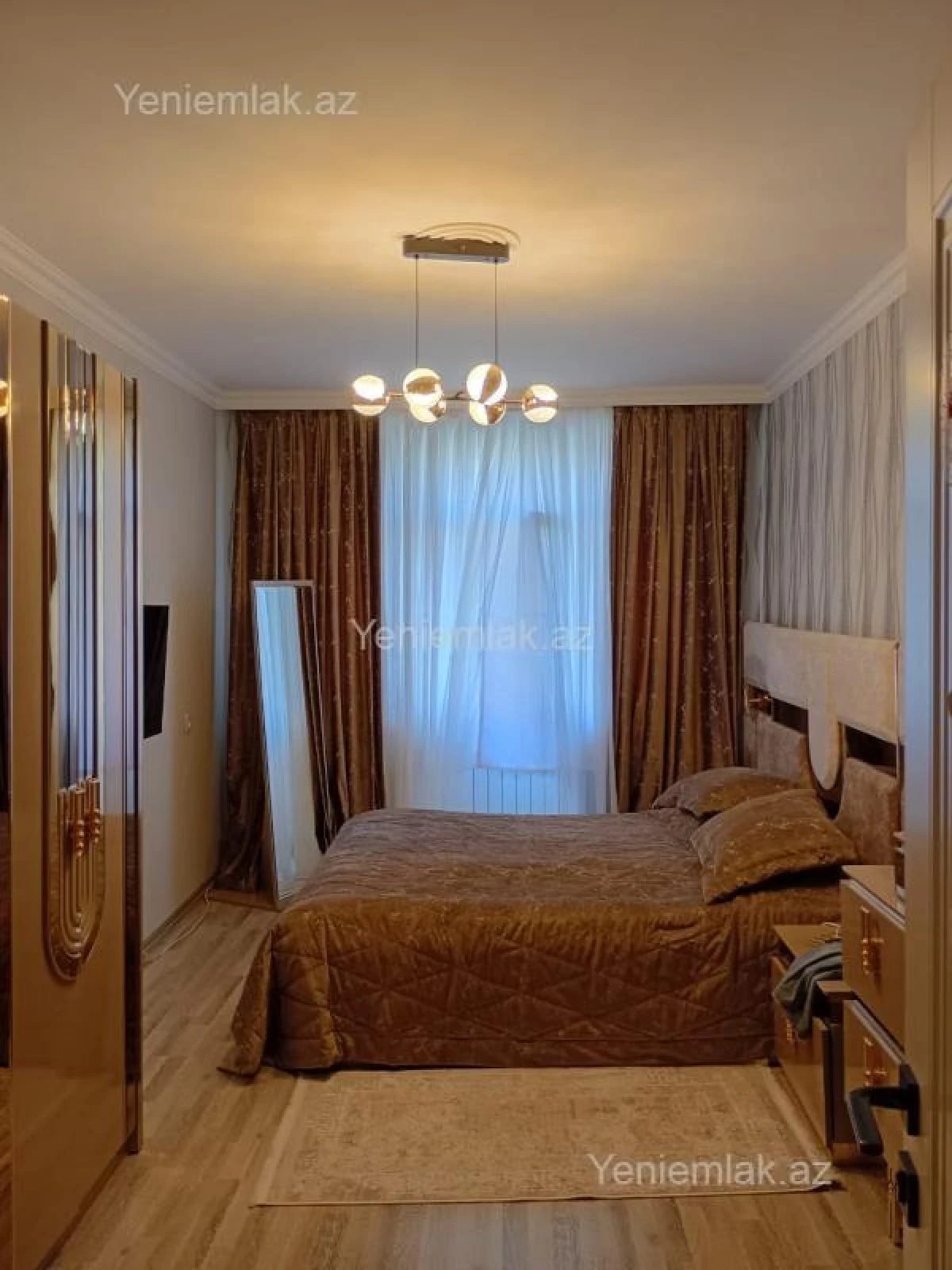 Satılır 3 otaqlı köhnə tikili 75 m²