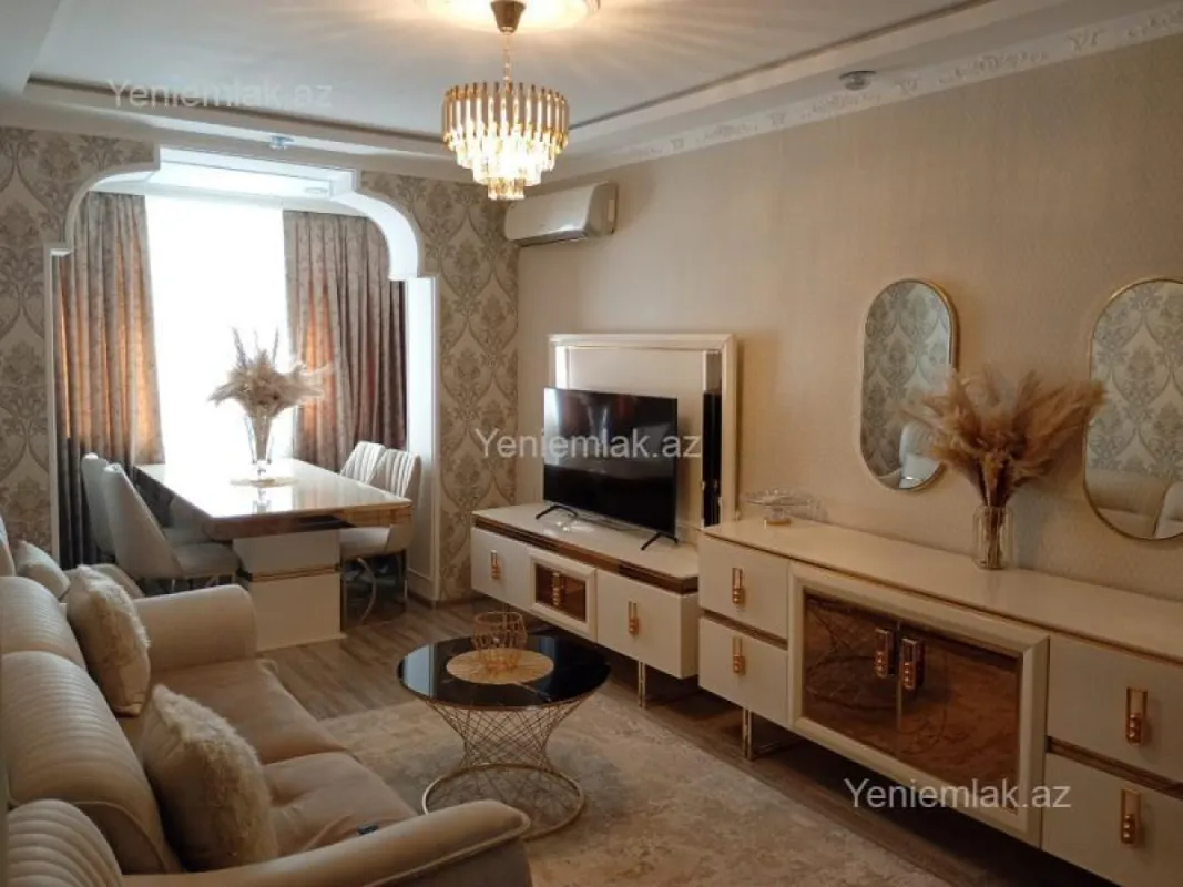 Satılır 3 otaqlı köhnə tikili 75 m²