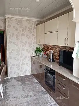 Satılır 3 otaqlı köhnə tikili 75 m² — Sumqayıt, 3-cü mikrorayon 3 otaq 75.00 m²