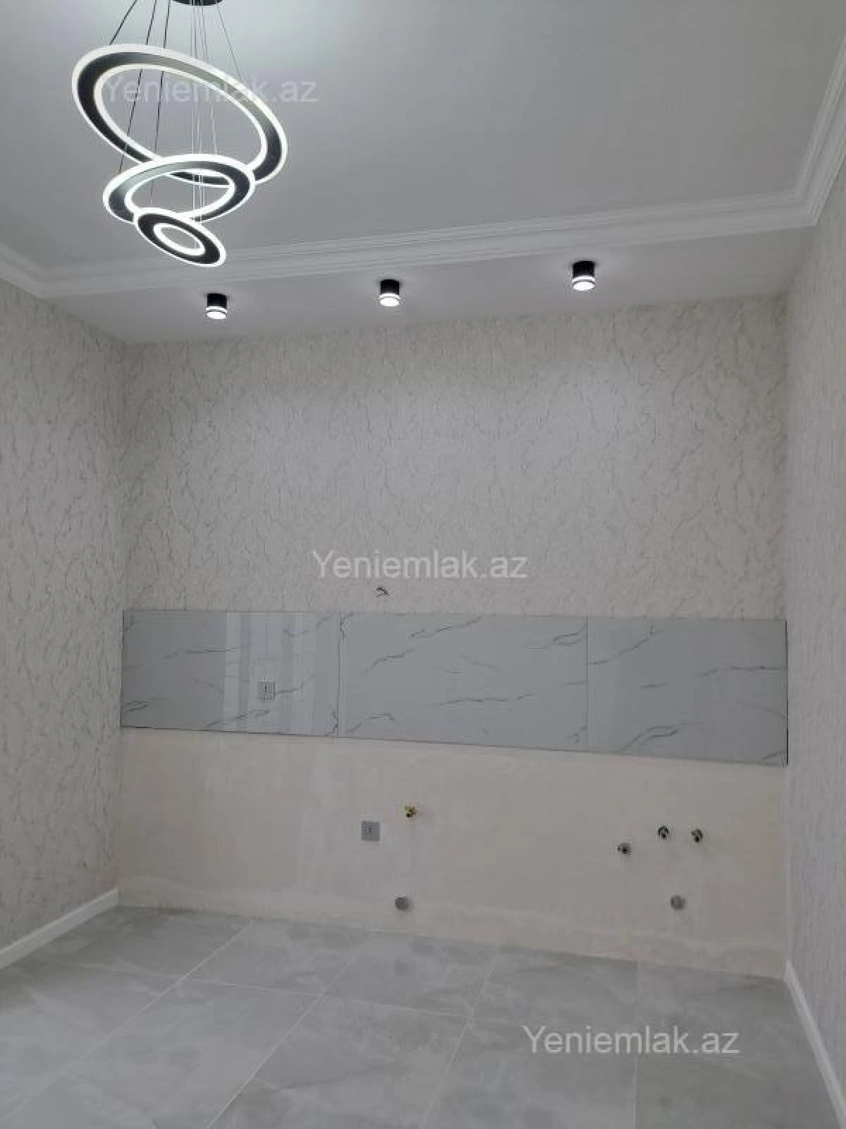 Satılır 4 otaqlı həyət evi 140 m²