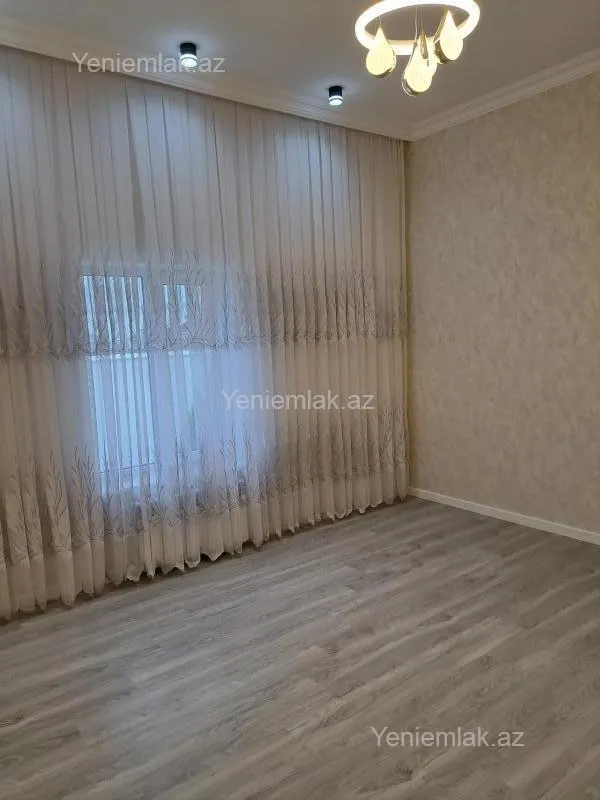 Satılır 4 otaqlı həyət evi 140 m²