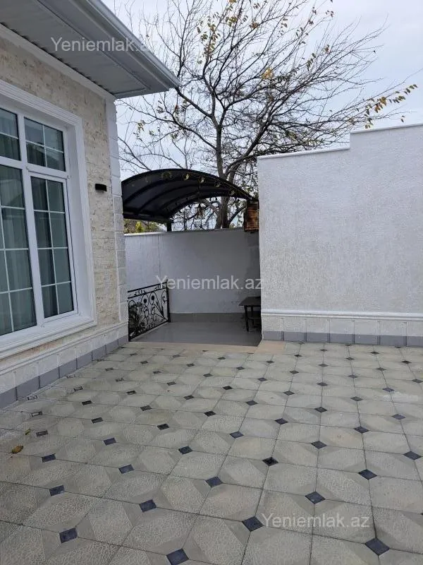 Satılır 4 otaqlı həyət evi 140 m²