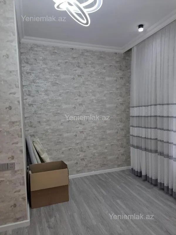 Satılır 4 otaqlı həyət evi 140 m²