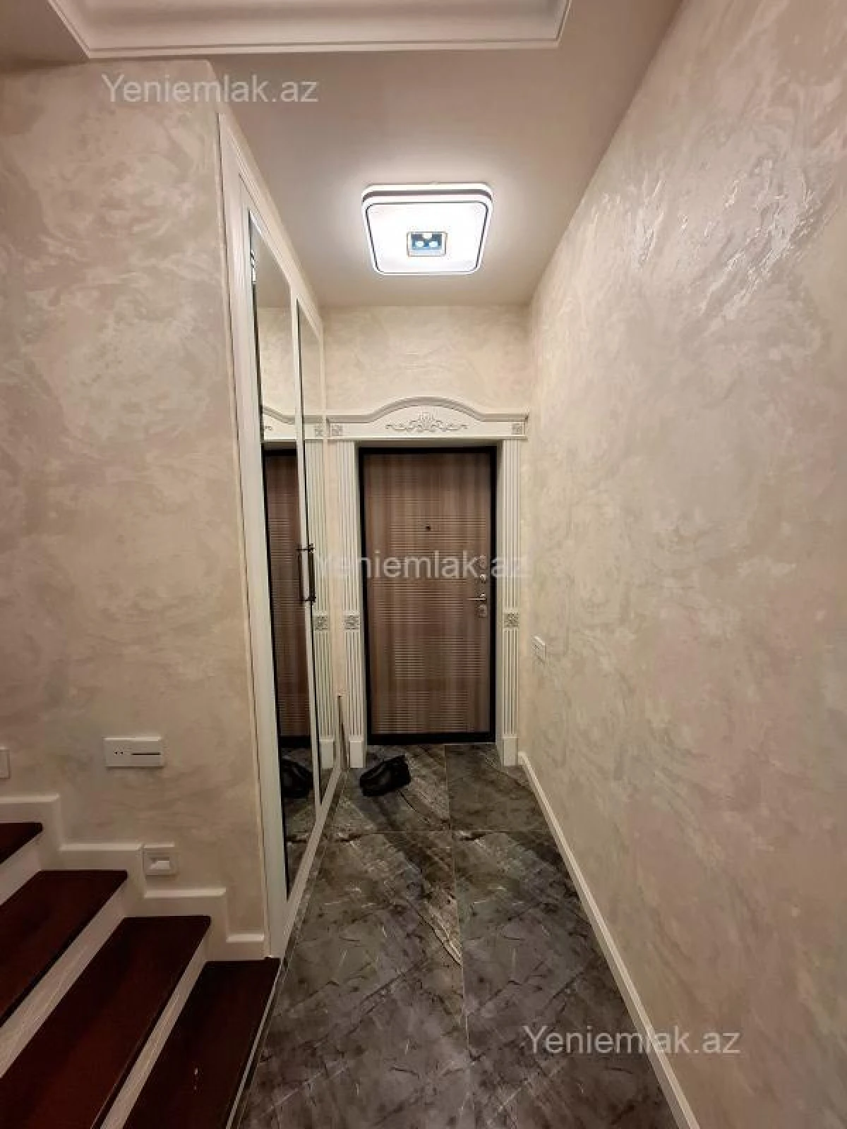Satılır 5 otaqlı yeni tikili 87 m²