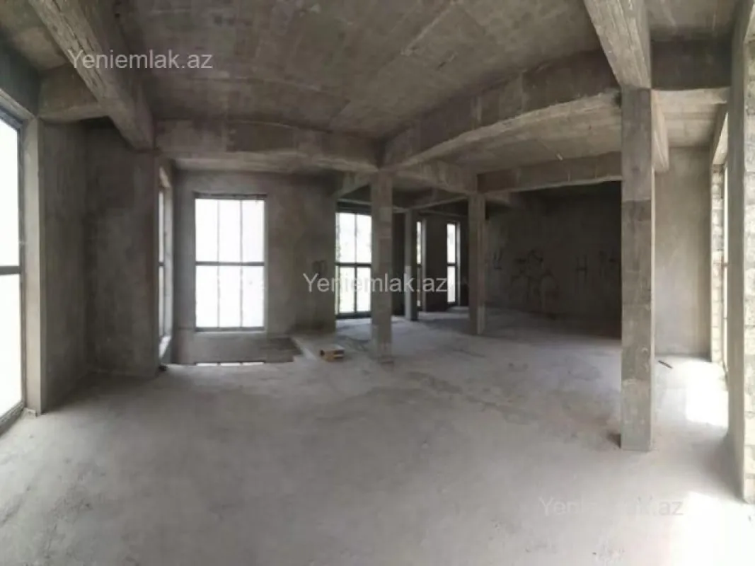 Satılır 4 otaqlı obyekt 720 m²
