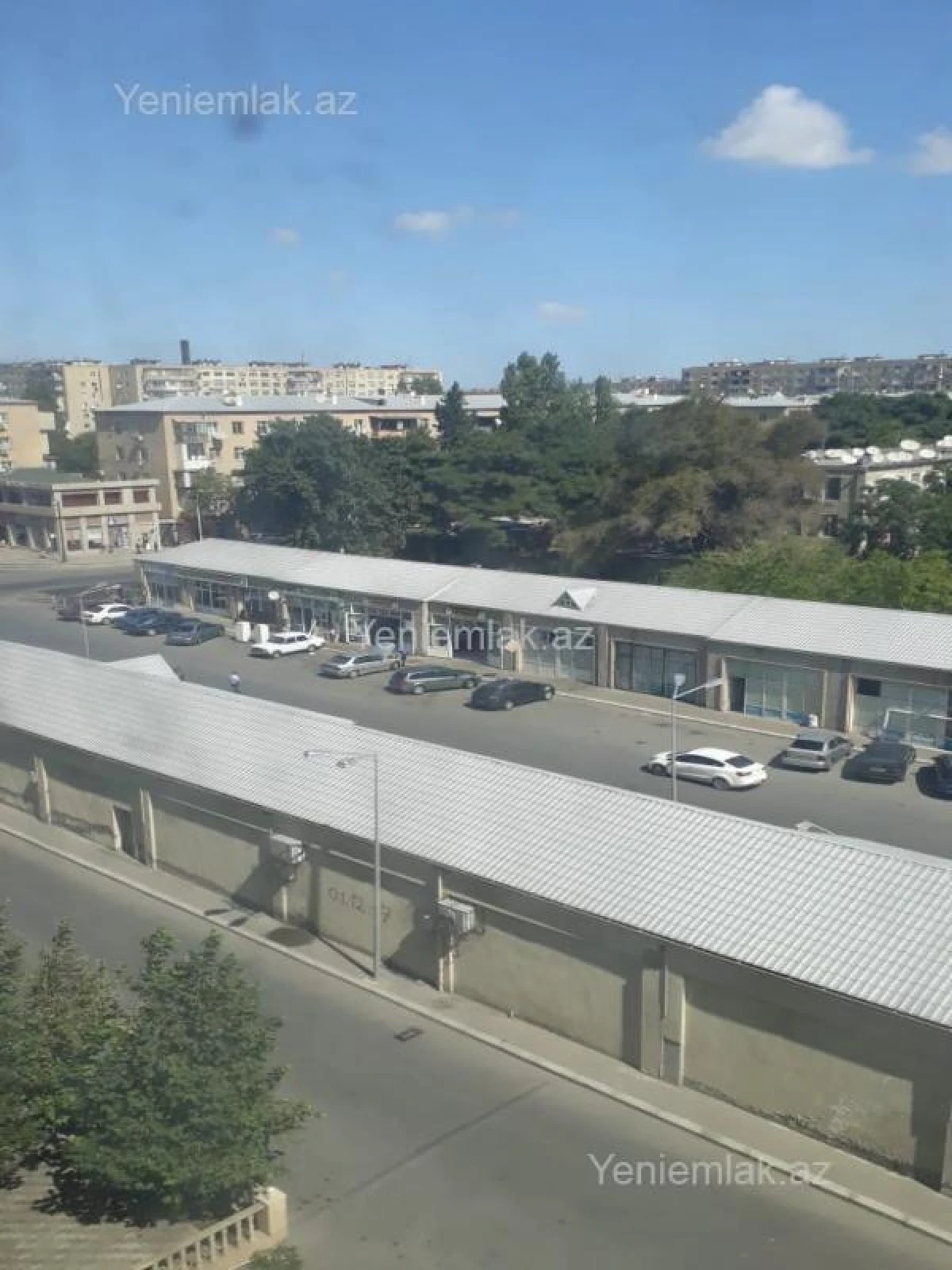 Satılır 4 otaqlı köhnə tikili 105 m²