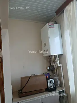 Satılır 4 otaqlı köhnə tikili 105 m²