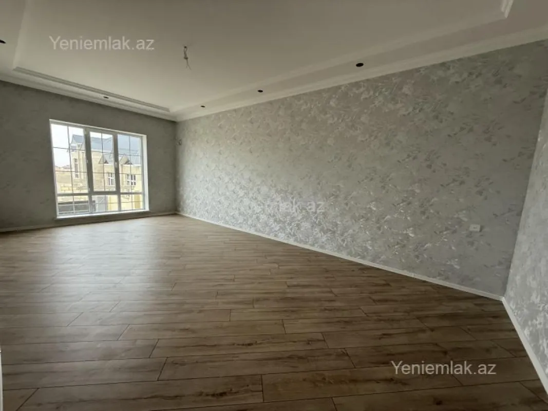 Satılır 4 otaqlı həyət evi 130 m²