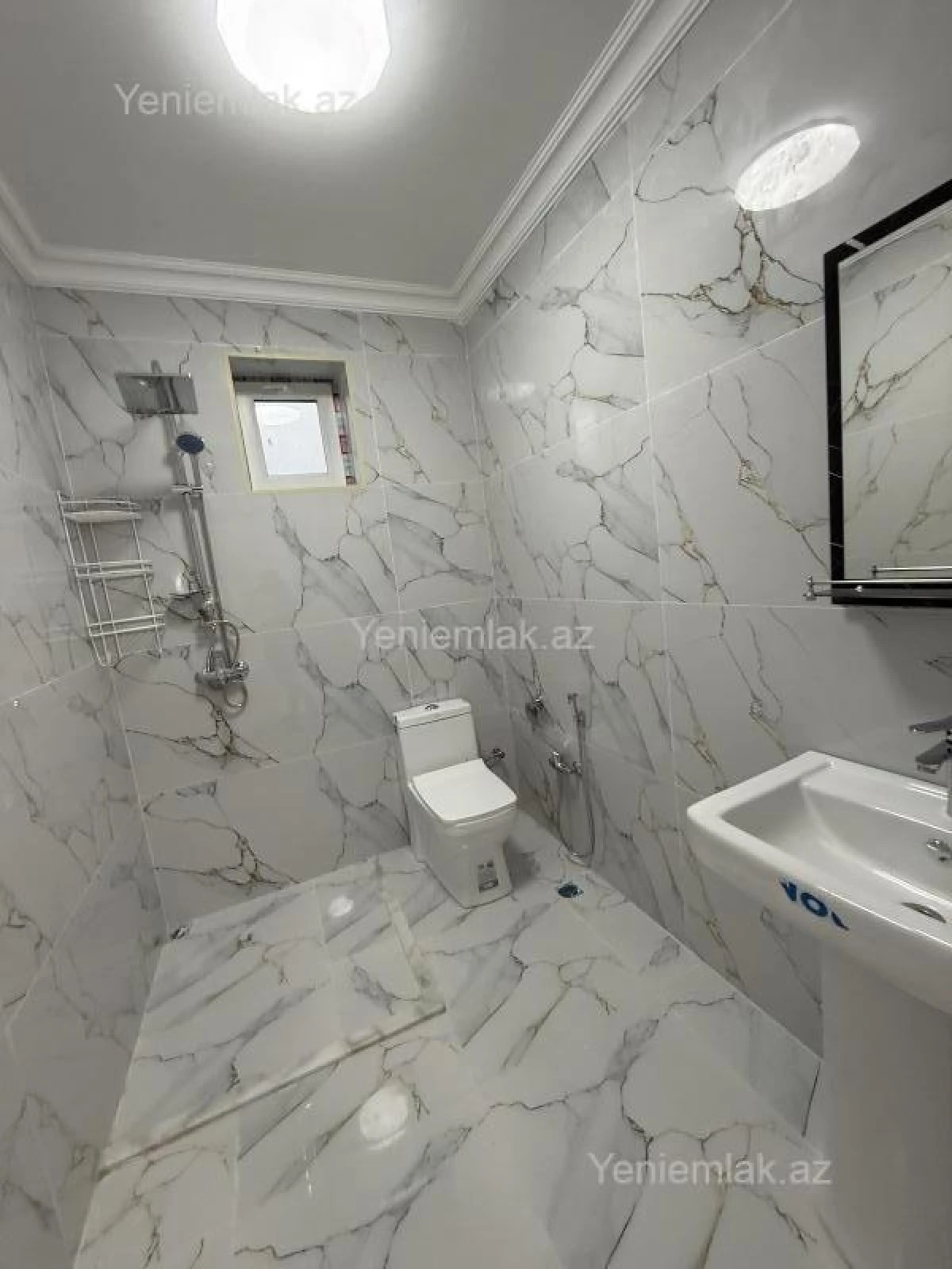 Satılır 4 otaqlı həyət evi 130 m²