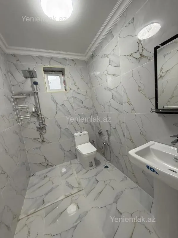 Satılır 4 otaqlı həyət evi 130 m²