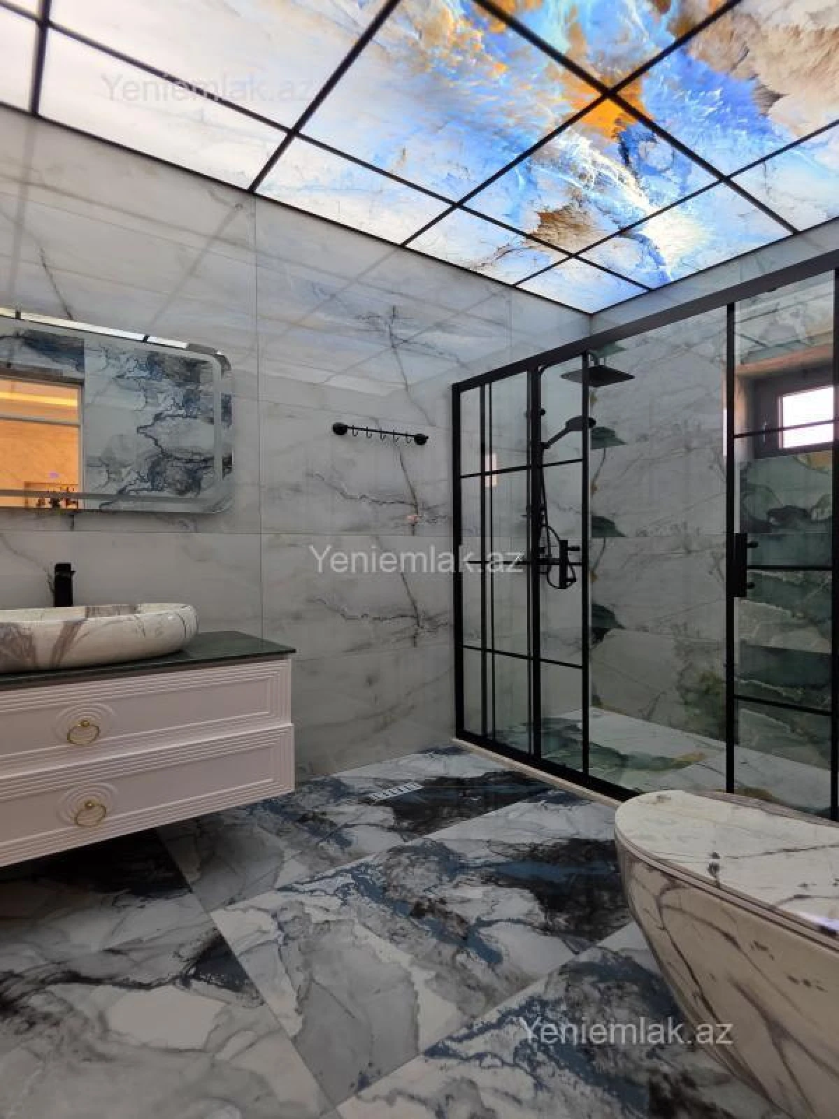 Satılır 5 otaqlı həyət evi 220 m²