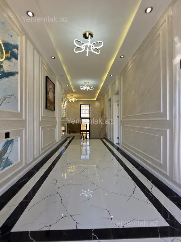 Satılır 5 otaqlı həyət evi 220 m²