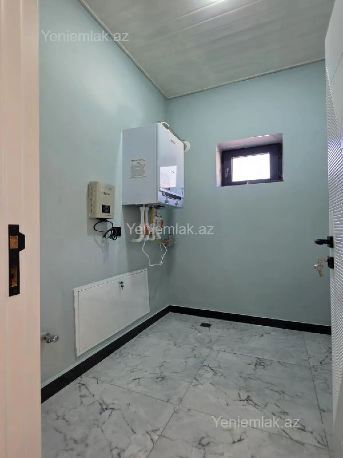 Satılır 5 otaqlı həyət evi 220 m²