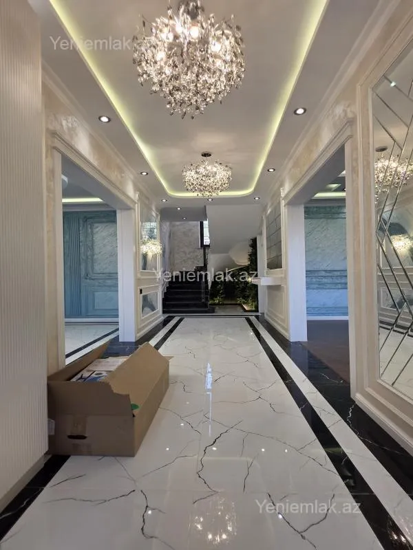 Satılır 5 otaqlı həyət evi 220 m²