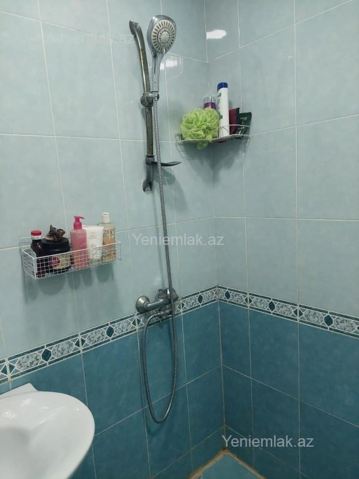 Satılır 2 otaqlı köhnə tikili 63 m²
