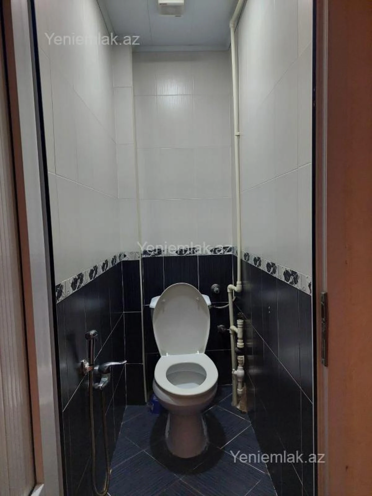 Satılır 2 otaqlı köhnə tikili 63 m²