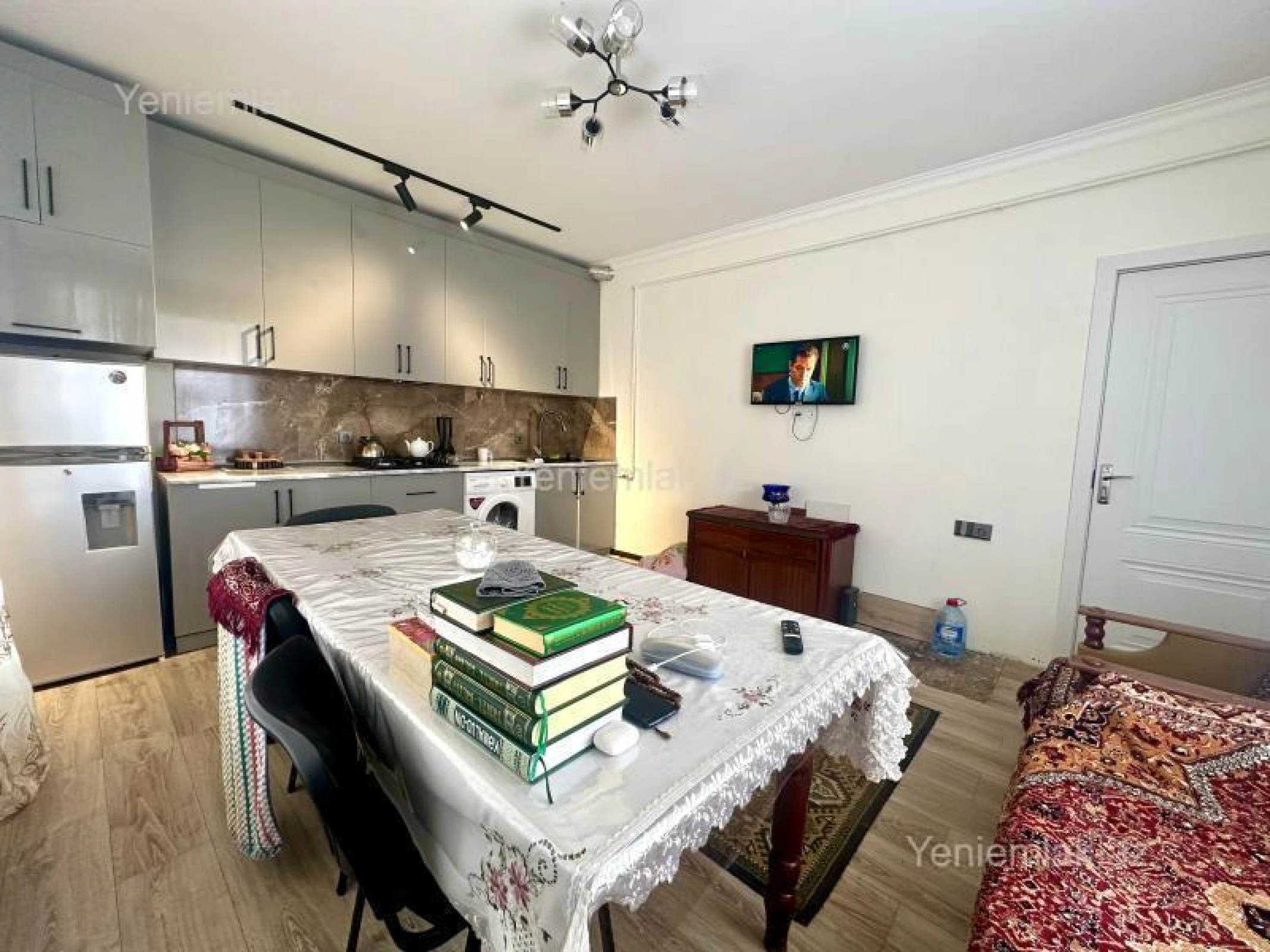 Satılır 4 otaqlı həyət evi 200 m²