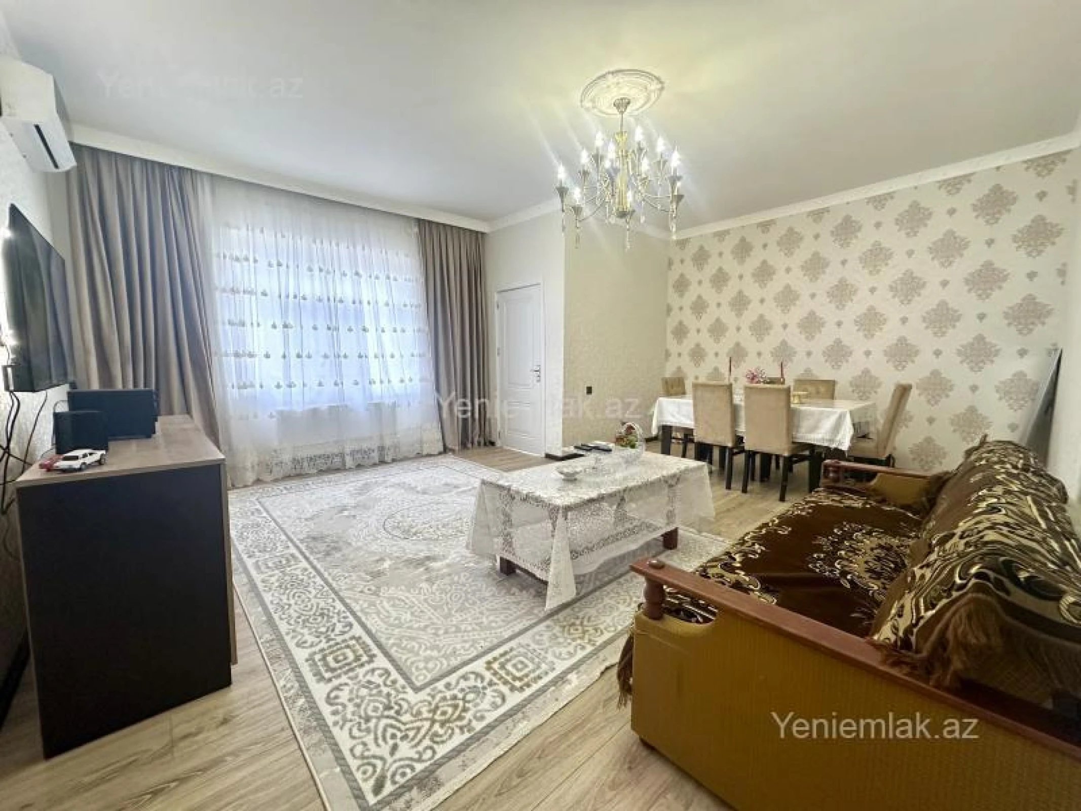 Satılır 4 otaqlı həyət evi 200 m²