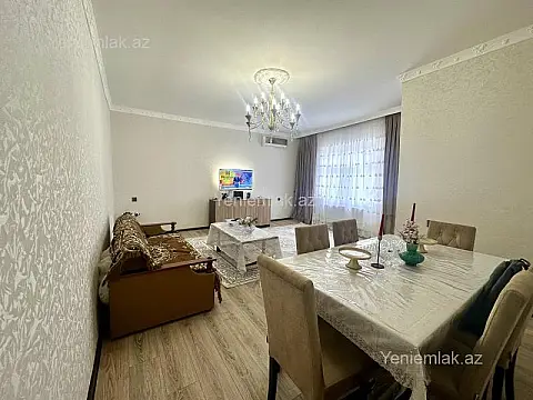 Satılır 4 otaqlı həyət evi 200 m²