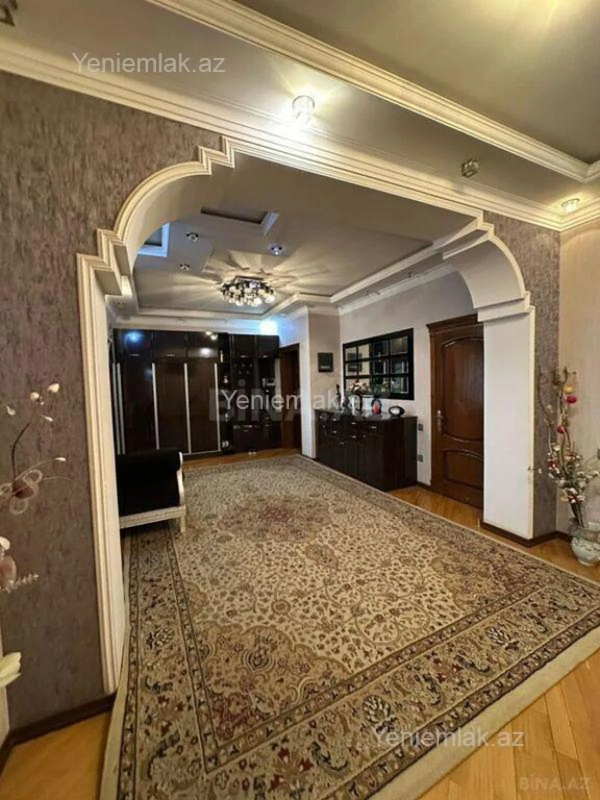 Satılır 4 otaqlı yeni tikili 170 m²